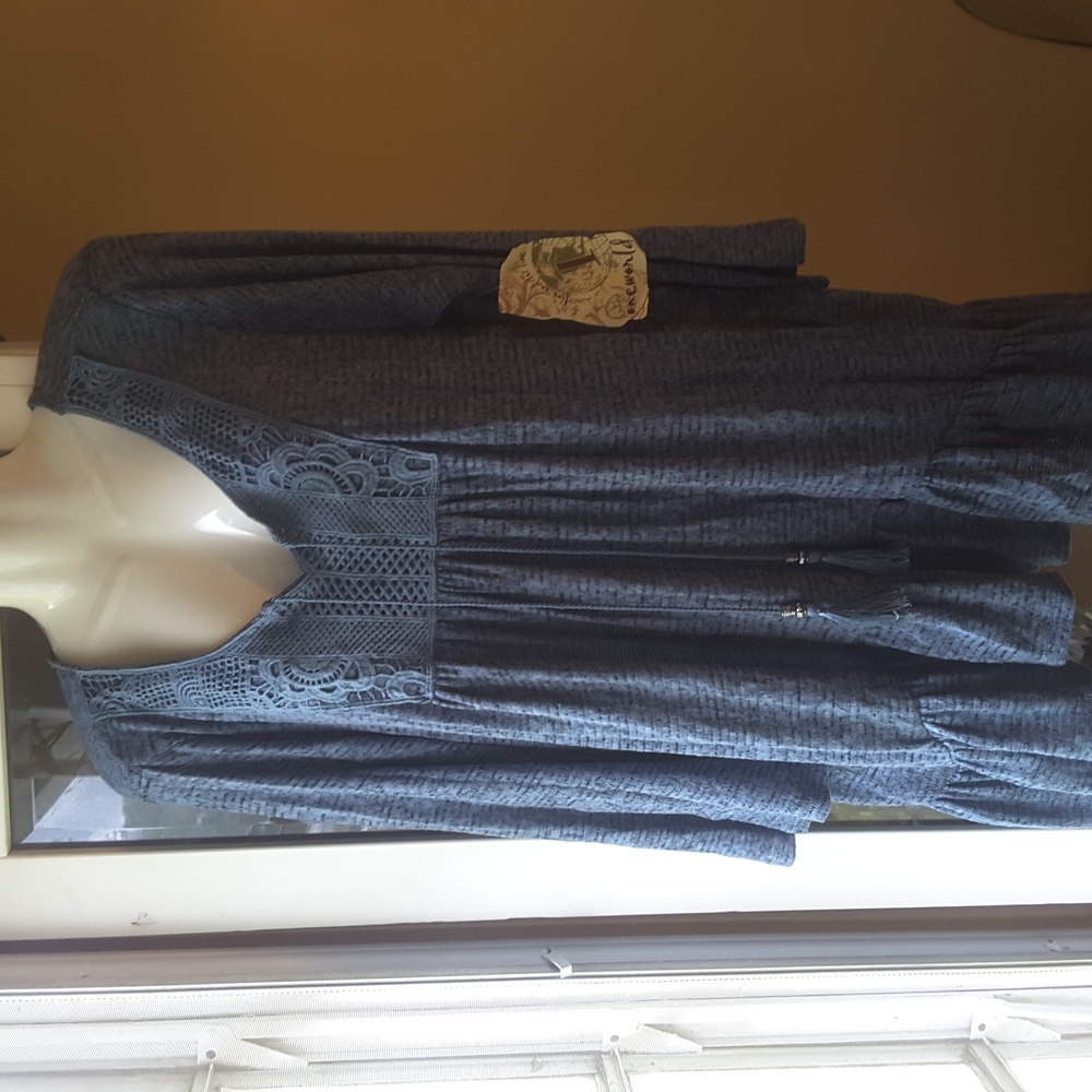 Nwt one world long sleeved top